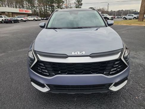 Used 2025 Kia Sportage EX w/ Premium Package image 8