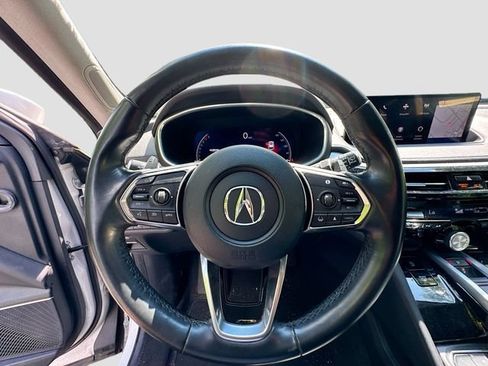 Used 2024 Acura MDX SH-AWD w/ Technology Package image 15