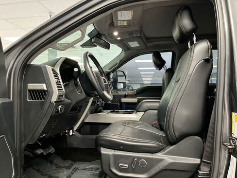 Used 2017 Ford F350 Lariat w/ Lariat Ultimate Package image 14