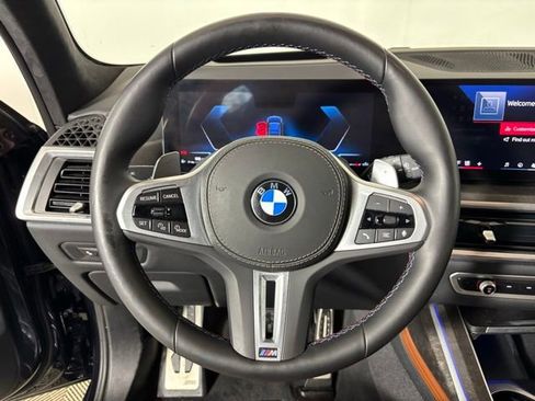 Certified 2025 BMW X7 M60i AWD/4WD image 11