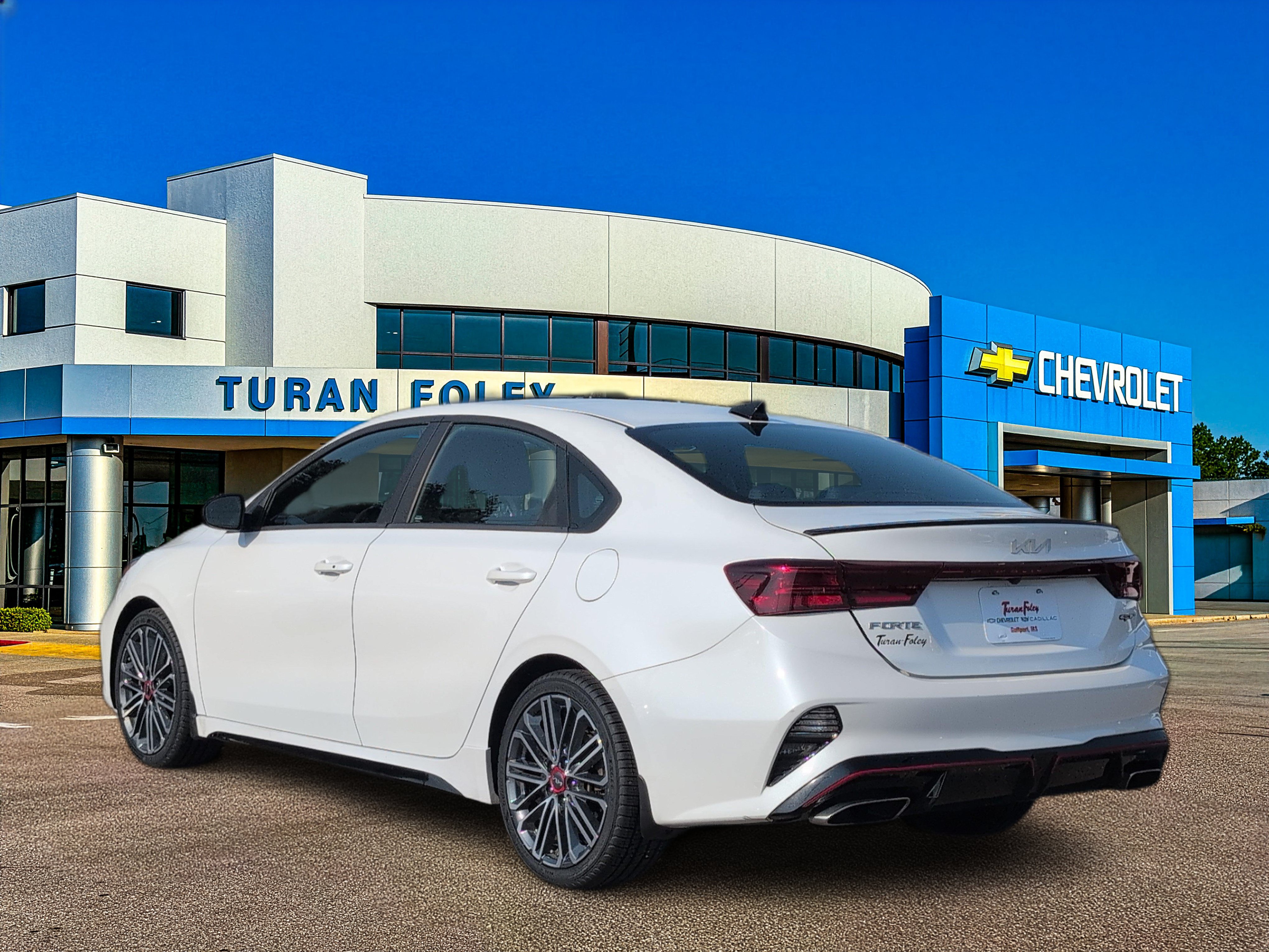 Used 2024 Kia Forte GT FWD image 3
