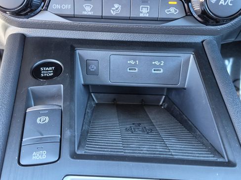Certified 2026 Nissan Kicks SV FWD image 26