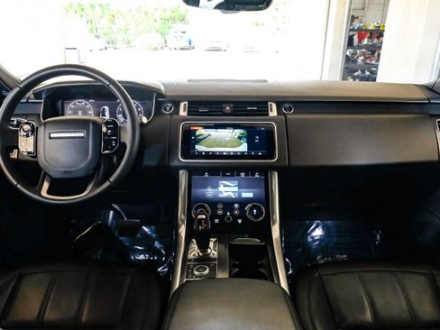 Used 2018 Land Rover Range Rover Sport SE AWD/4WD image 13