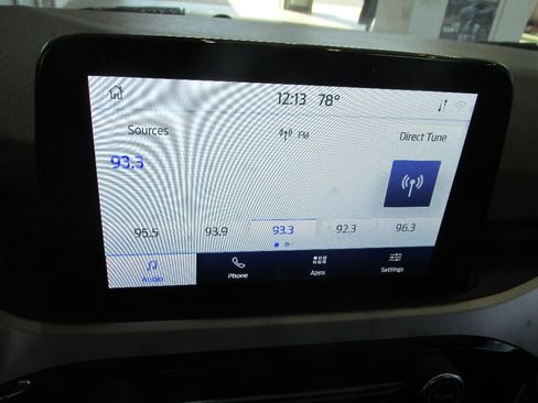 Used 2021 Ford Escape SE image 21