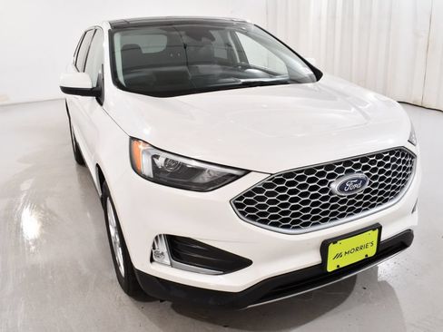Used 2023 Ford Edge SEL w/ Convenience Package AWD/4WD image 4