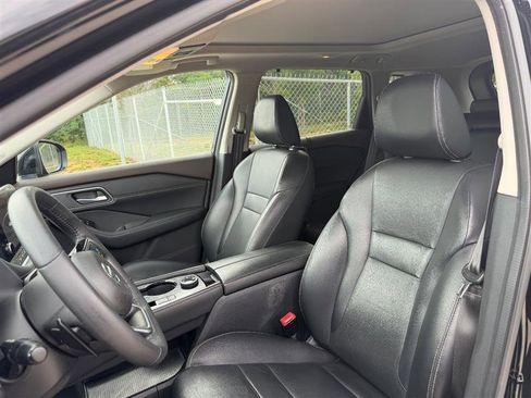 Used 2021 Nissan Rogue SL w/ Premium Package AWD/4WD image 11