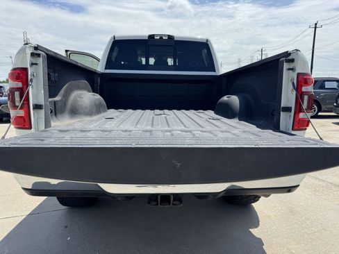 Used 2024 RAM 2500 Limited w/ Safety Group AWD/4WD image 32
