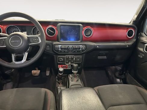 Used 2023 Jeep Gladiator Rubicon w/ Trailer Tow Package AWD/4WD image 10