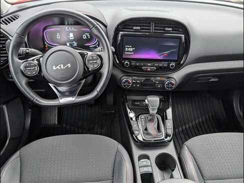 Used 2023 Kia Soul GT-Line w/ GT-Line Technology Package image 9