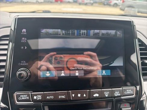 Used 2024 Honda Odyssey Elite image 28