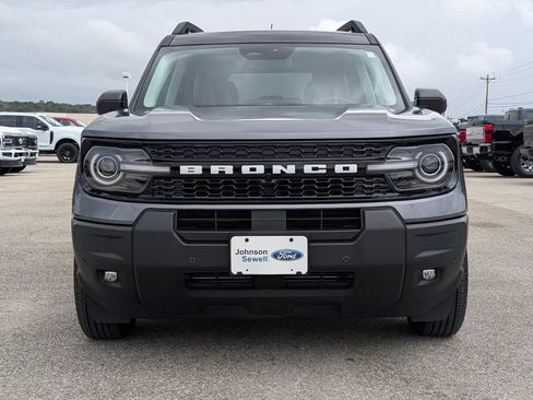 Certified 2025 Ford Bronco Sport Outer Banks w/ Outer Banks Tech Package+ AWD/4WD image 3