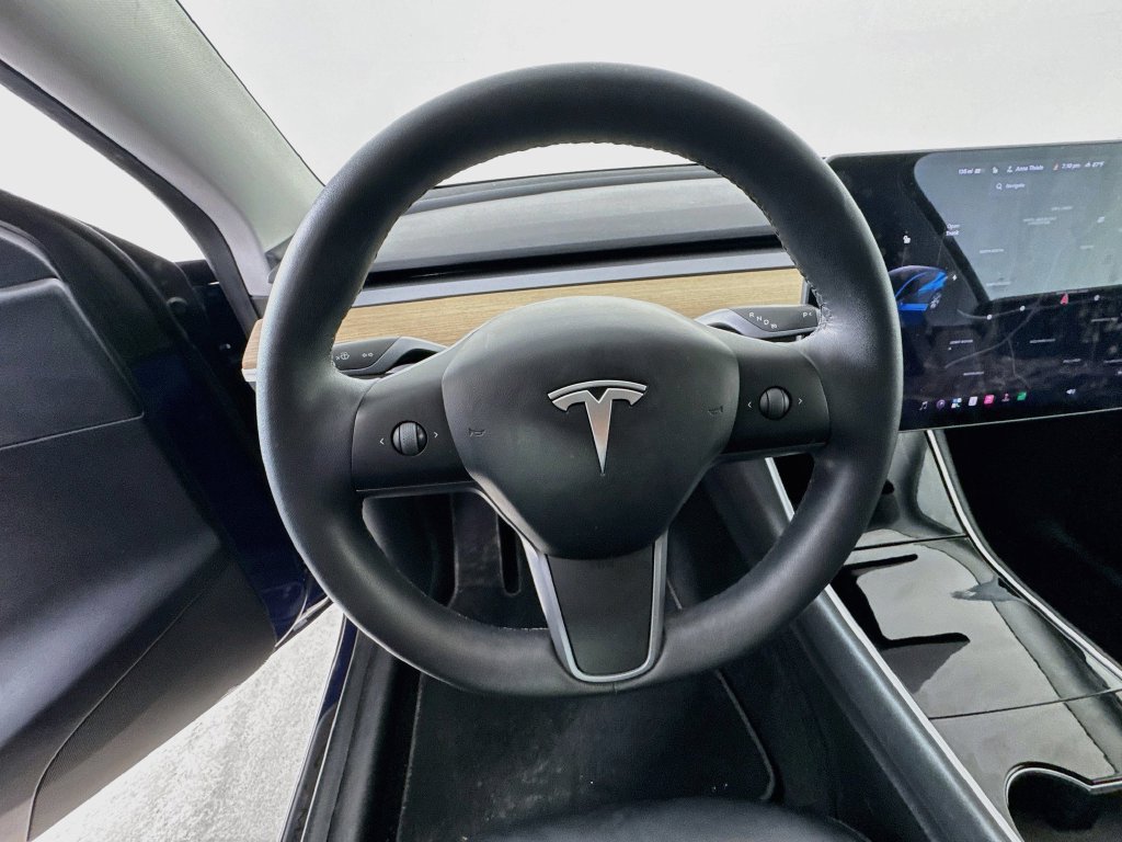Used 2021 Tesla Model Y Long Range AWD/4WD image 12