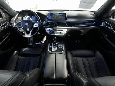 Used 2016 BMW 750i xDrive image 46