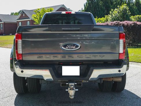 Used 2017 Ford F350 Lariat w/ Lariat Ultimate Package AWD/4WD image 7