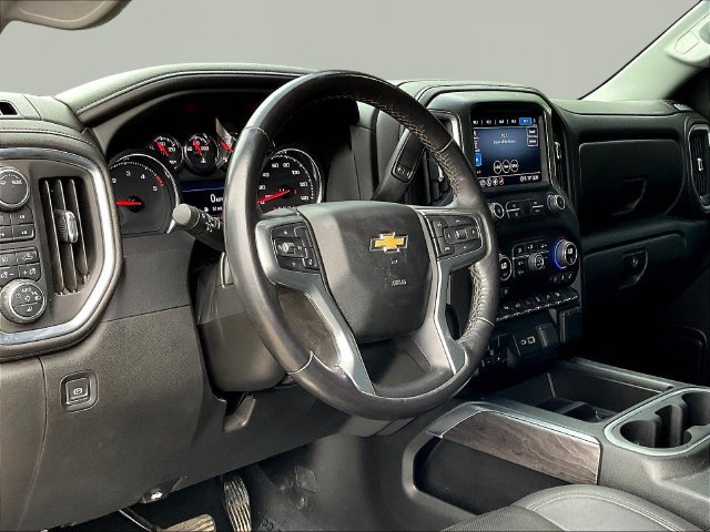 Used 2022 Chevrolet Silverado 2500 LTZ w/ LTZ Plus Package AWD/4WD image 18