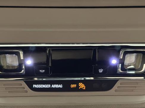 Used 2024 Lincoln Corsair Reserve image 24