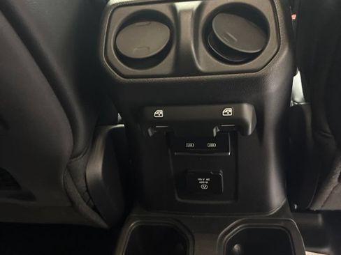 Used 2021 Jeep Gladiator Mojave w/ Cold Weather Group AWD/4WD image 26