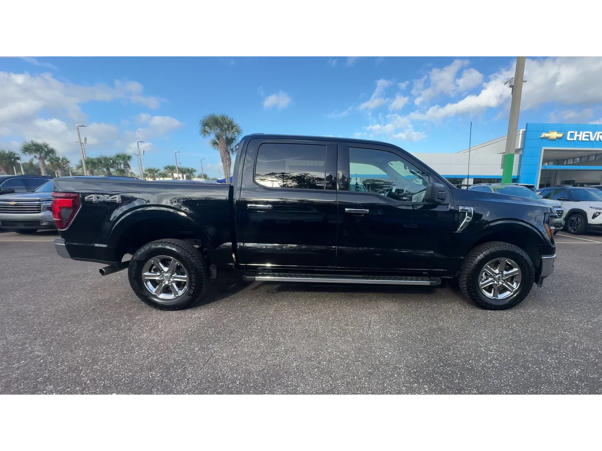 Used 2025 Ford F150 XLT w/ Equipment Group 301A Standard AWD/4WD image 9