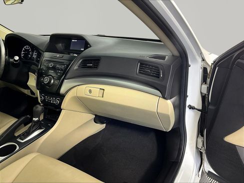Certified 2017 Acura ILX FWD image 26