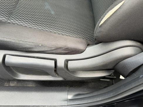 Used 2018 Nissan Rogue Sport S AWD/4WD image 24