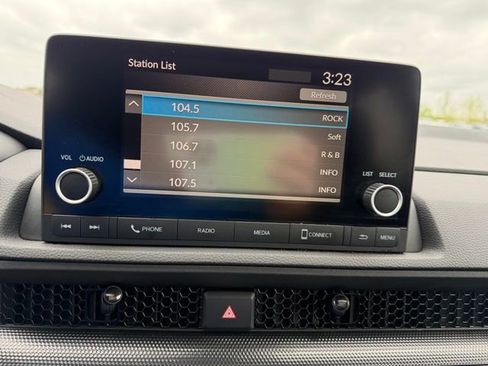 Certified 2025 Honda CR-V EX image 19