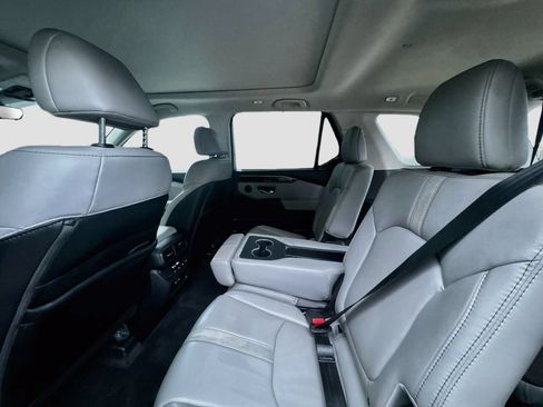 Used 2025 Honda Pilot Touring image 26