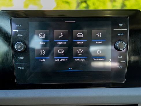 Used 2025 Volkswagen Jetta SE w/ Sunroof Package FWD image 51