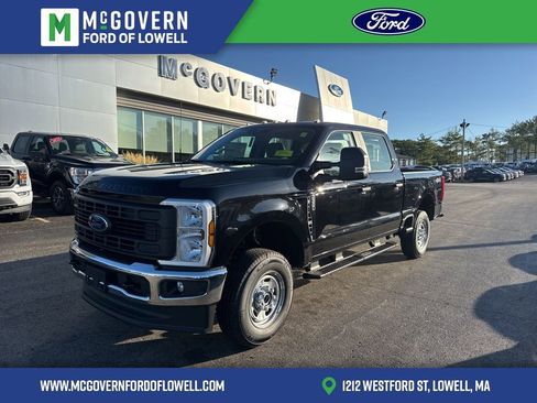 New 2026 Ford F250 XL w/ XL Chrome Package image 1