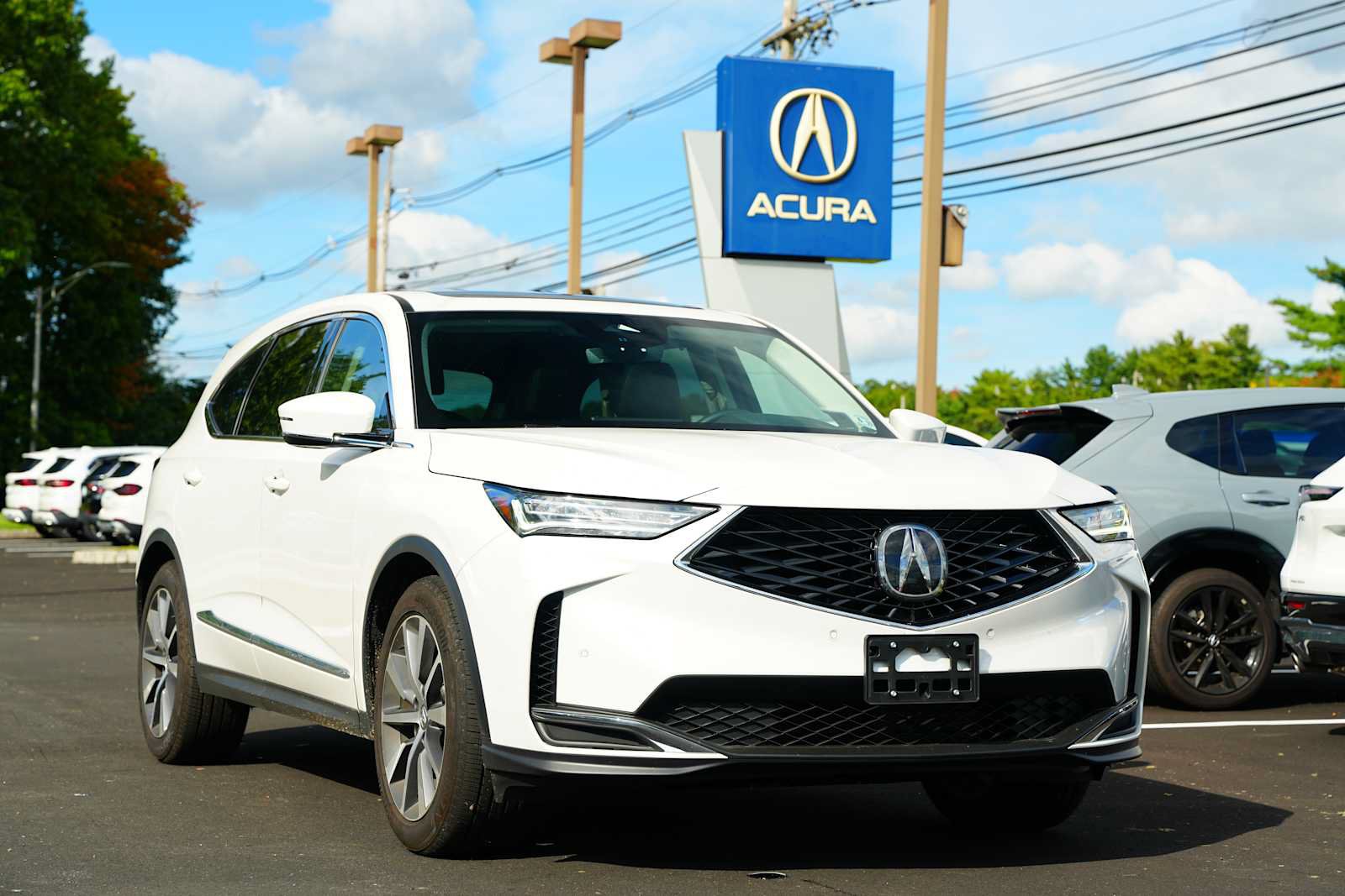 Used 2026 Acura MDX w/ Technology Package AWD/4WD image 1