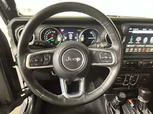 Used 2023 Jeep Wrangler Unlimited Sahara w/ Cold Weather Group AWD/4WD image 14