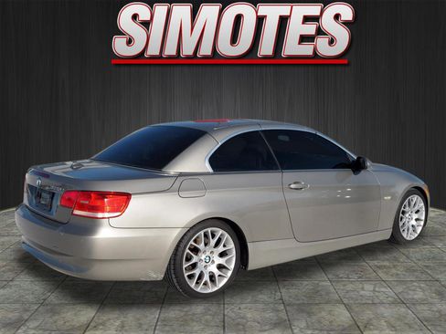 Used 2008 BMW 328i Convertible w/ Premium Pkg image 3