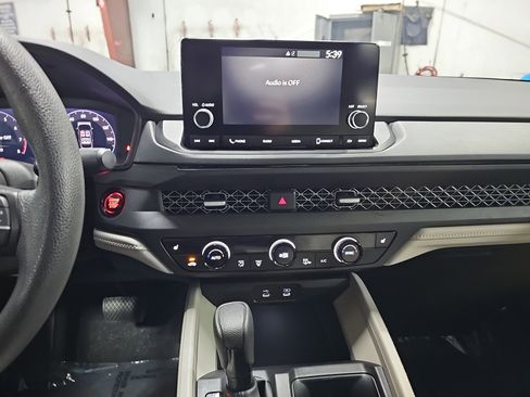 Used 2023 Honda Accord EX image 20