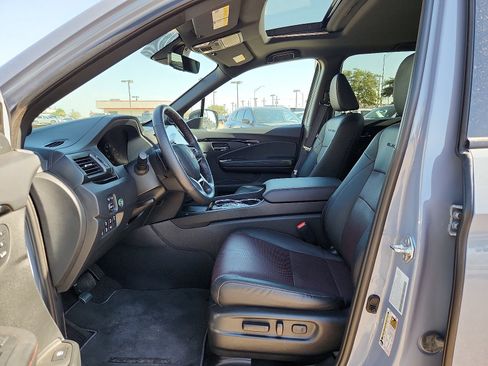 Used 2024 Honda Ridgeline Black Edition image 15