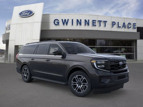 New 2026 Ford Expedition Max Active RWD image 7