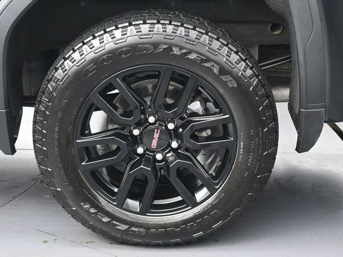 Used 2026 GMC Sierra 1500 Elevation AWD/4WD image 32