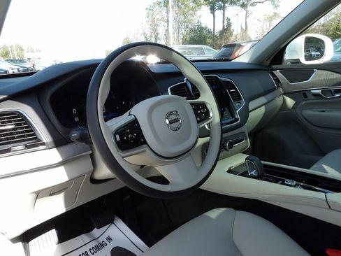 Certified 2024 Volvo XC90 B6 Plus w/ Protection Package Premier image 10