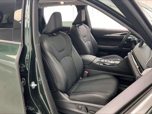 Certified 2026 INFINITI QX60 Luxe w/ Cargo Package AWD/4WD image 7