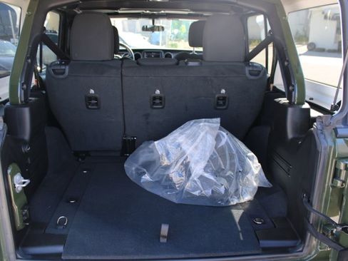 Used 2022 Jeep Wrangler Unlimited Sport S image 10