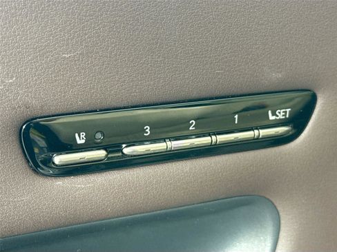 Used 2019 Lexus LS 500 w/ Interior Upgrade Package RWD image 31