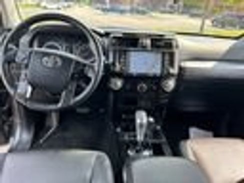 Used 2021 Toyota 4Runner TRD Off-Road Premium AWD/4WD image 8