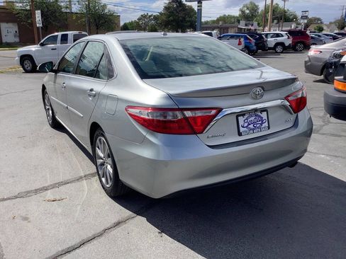 Used 2017 Toyota Camry XLE FWD image 14