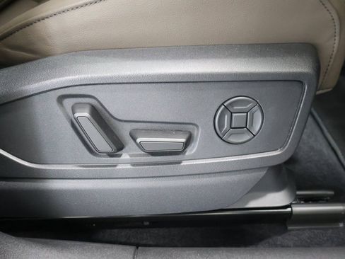 Certified 2025 Audi Q5 Premium Plus w/ Premium Plus image 22