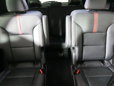 Used 2024 Chevrolet Traverse RS w/ LPO, Floor Liner Package AWD/4WD image 13