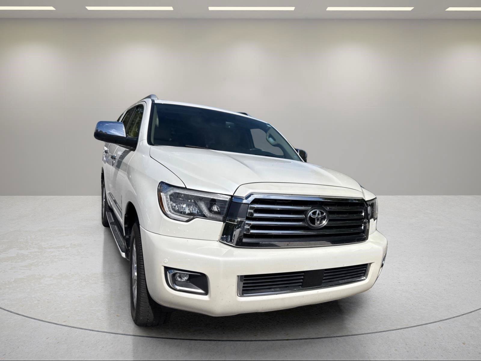 Used 2018 Toyota Sequoia Platinum AWD/4WD image 24