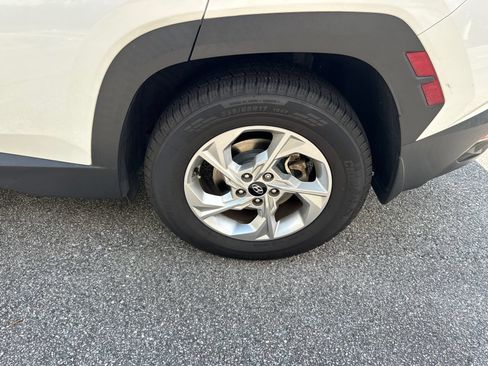 Used 2022 Hyundai Tucson SEL FWD image 19