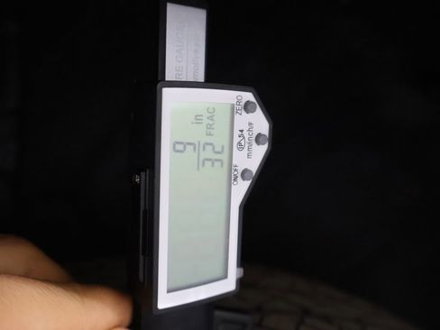 Used 2021 Toyota Camry SE image 33