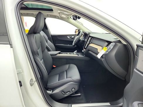 New 2026 Volvo XC60 B5 Plus w/ Climate Package image 14