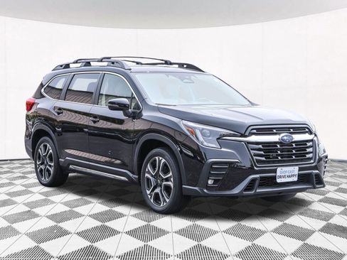 Used 2023 Subaru Ascent Limited image 11