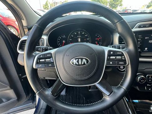 Used 2019 Kia Sorento EX FWD image 17