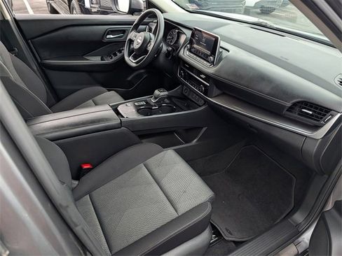 Used 2024 Nissan Rogue SV image 25